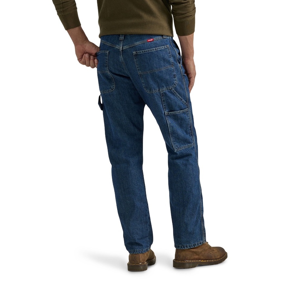 NWT Wrangler Men's and Big Men's Relaxed Fit Fleece Lined Cargo Jean size: 40x32 - Picture 4 of 13